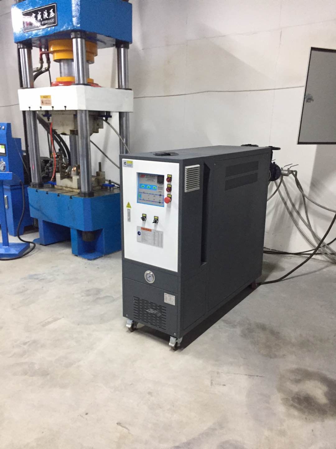 復合材料成型模溫機 復合材料成型模溫機